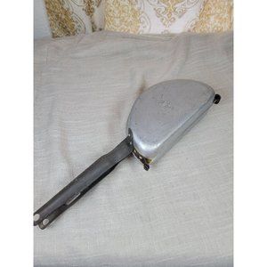 Vintage Whereever brand Aluminum Omelet‎ Maker
